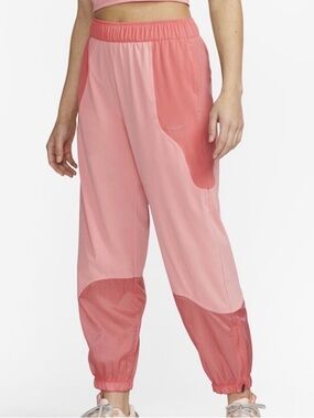 Nike Air Dri-FIT Women’s Running Joggers Coral Chalk Size Small NWOT